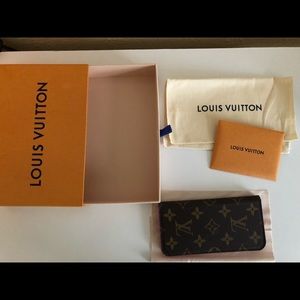 Authentic Louis Vuitton IPhone X case.